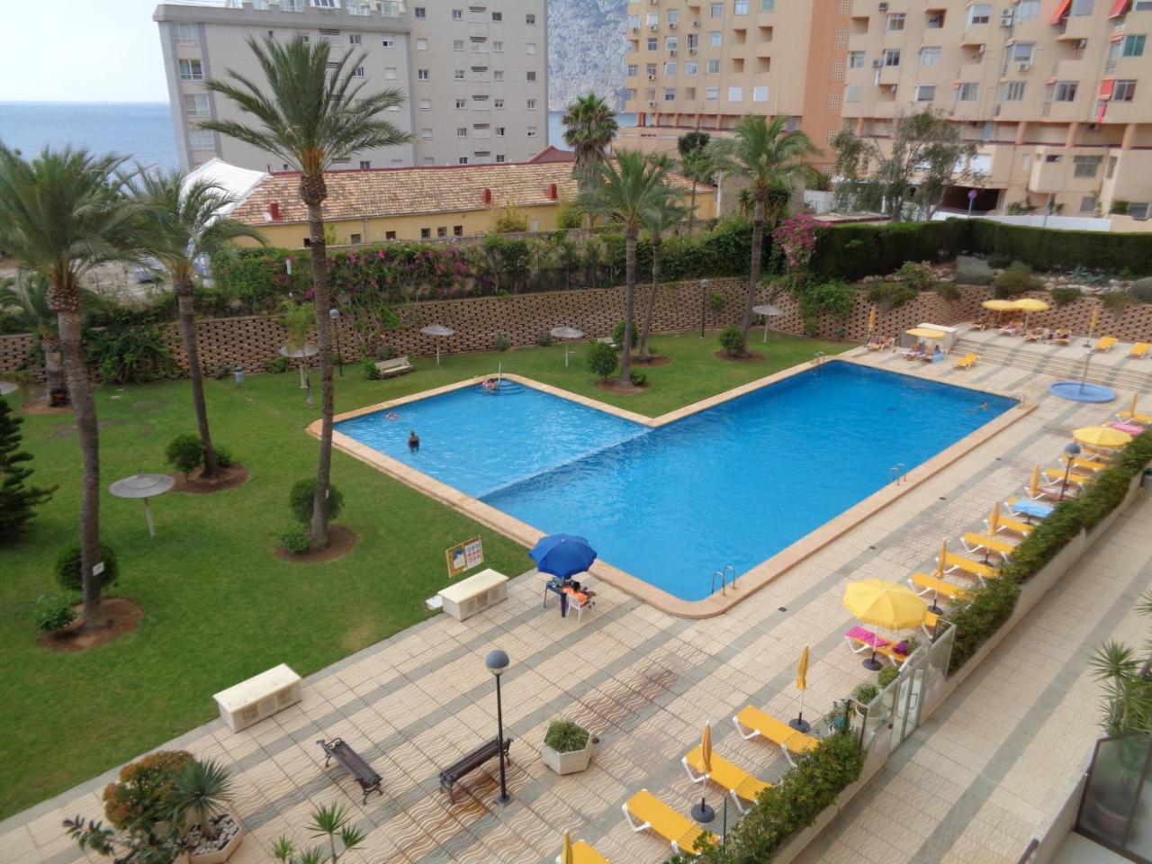 Edificio Calpplace Luaran gambar